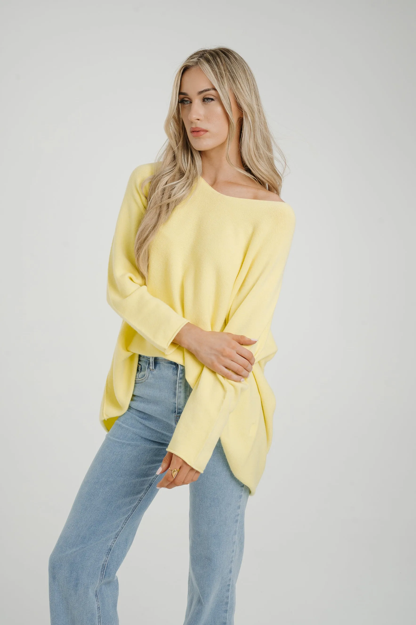 Amber V-Neck Jumper In Yellow