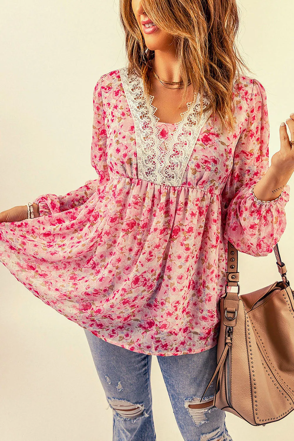 *App Exclusive* Floral Lace Trim Balloon Sleeve Blouse