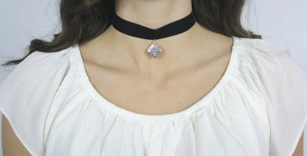 Imogen Choker