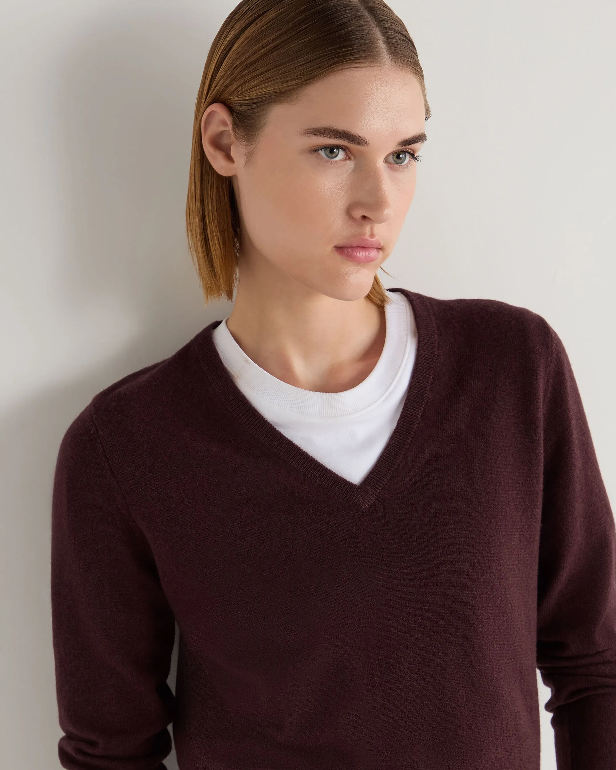 Women's Phoebe V Neck Cashmere Jumper Claret Red